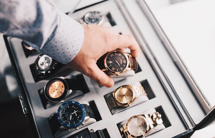 7 Tips On How To Pair Your Watch With Your Outfit