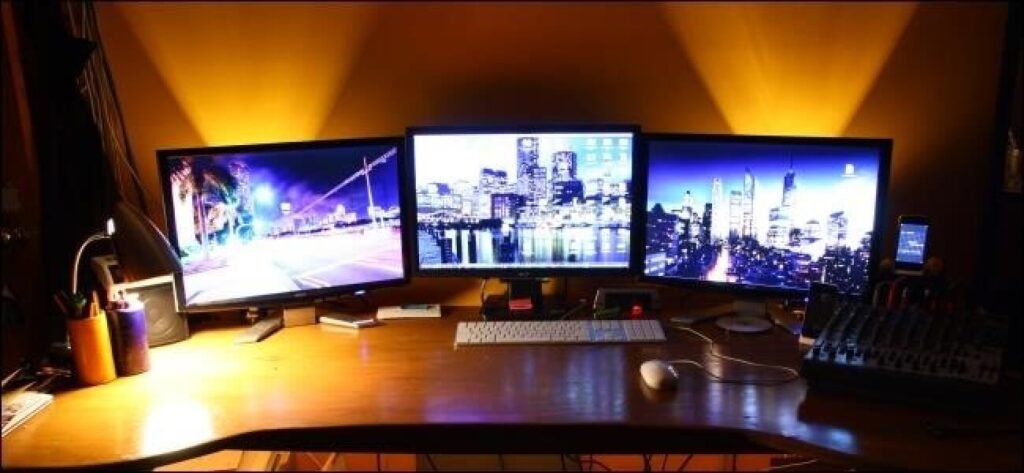 how to setup 3 monitors on one computer