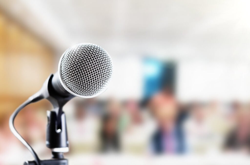 Ways to Avoid the Fear of Public Speaking