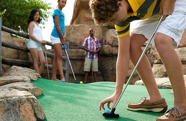 Where Are Fun Places You Can golf Family Events?