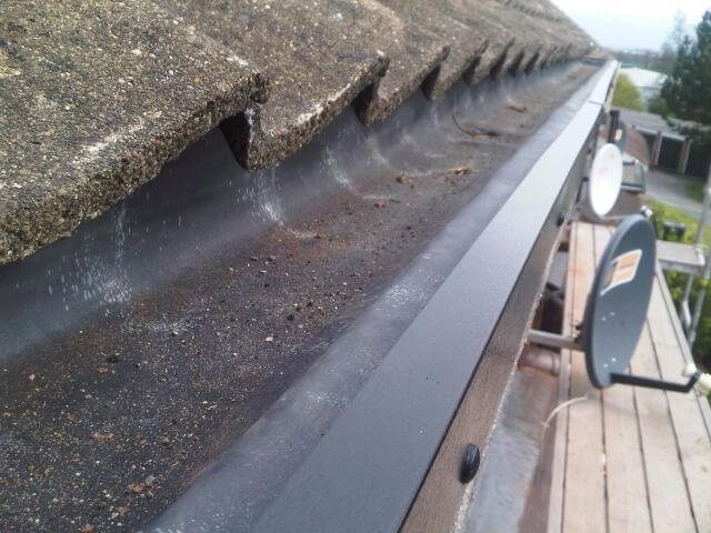 The Benefit of Replacing Concrete Gutters