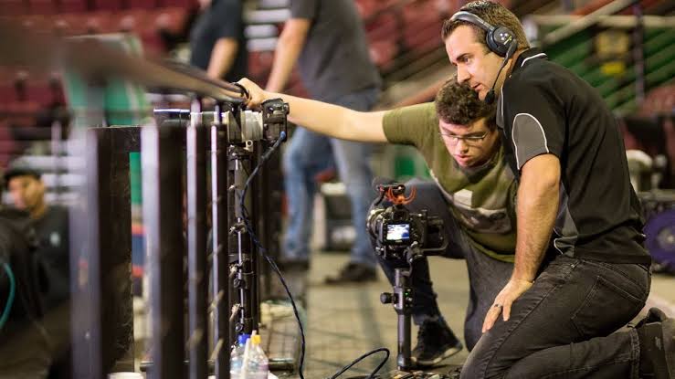 Tour Production: Behind the Scenes of Live Entertainment