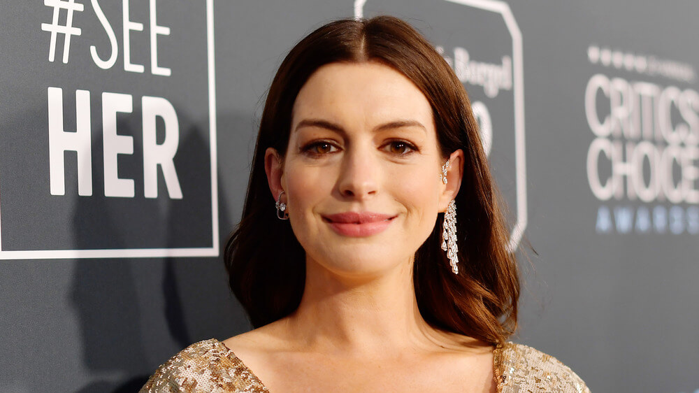 Anne Hathaway: Wiki, Age, Net Worth & More